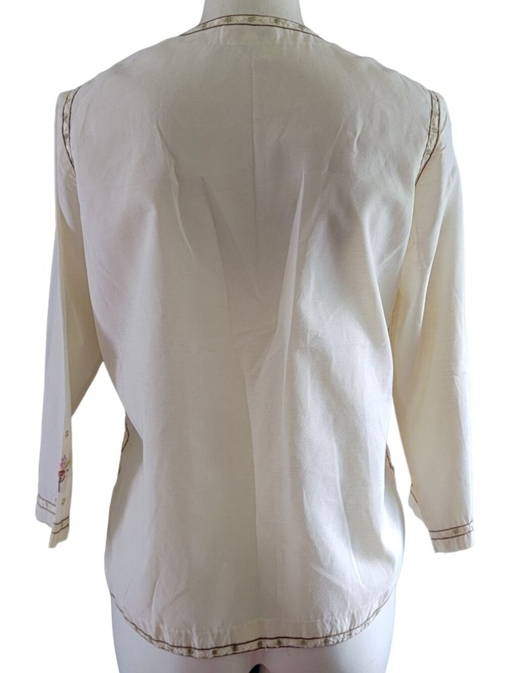 Vintage Hand Embroidered Floral Blouse Size 38 Medium Cream Cottagecore Top - Picture 6 of 11